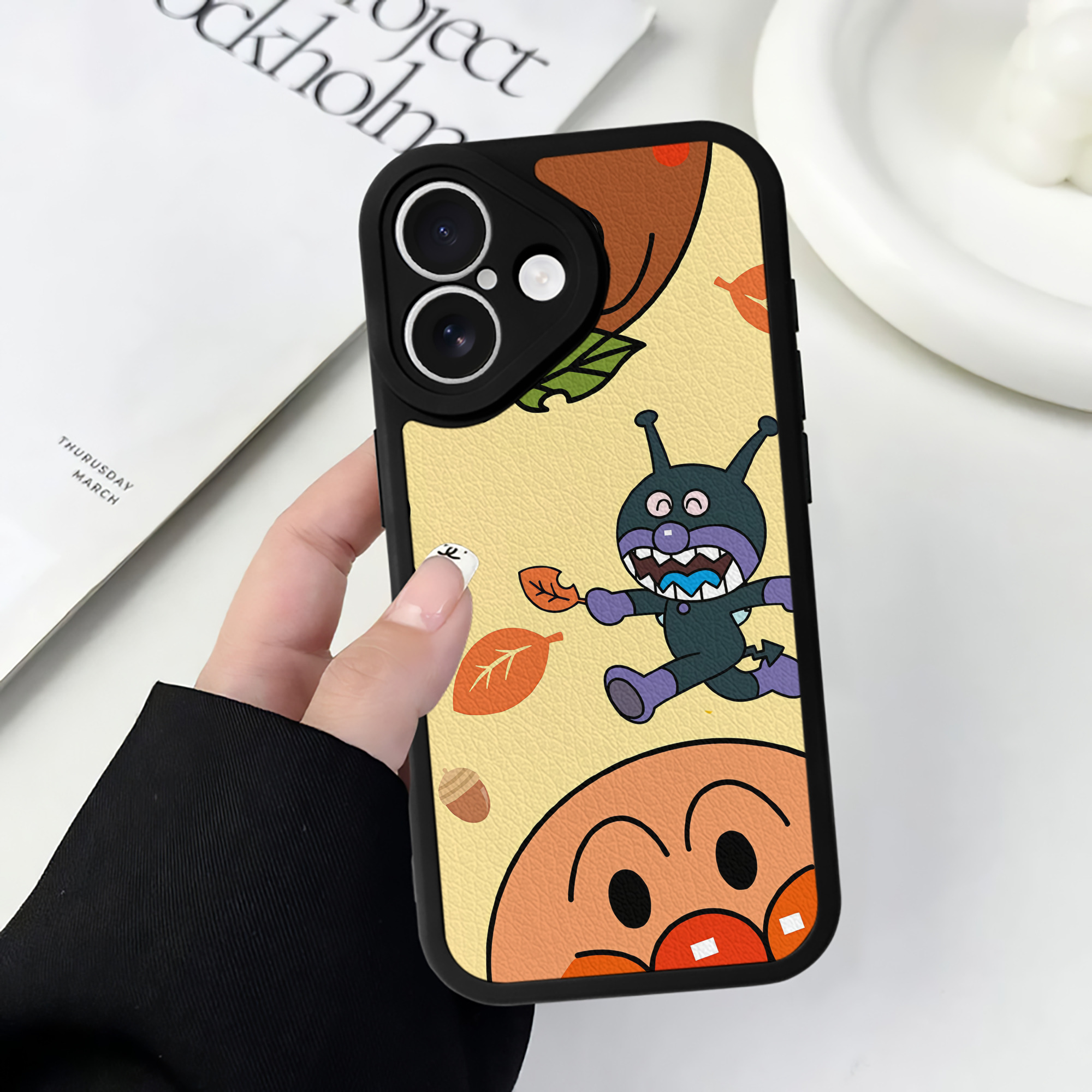 （画像用） アンパンマン Anpanman 【iPhone 16シリーズ対応】シリコンスマホケース（レザー調） 材質：シリコン